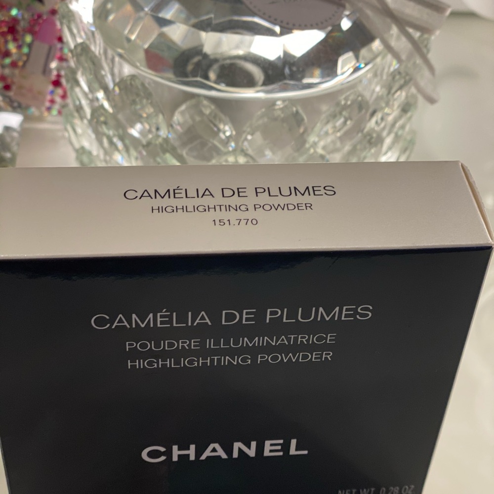 Chanel - Picture 2 of 2